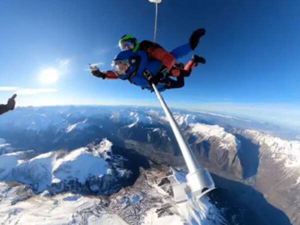 Baptème pour 2 pers, de chute libre à 4000m atterrissage Bourg d'Oisans